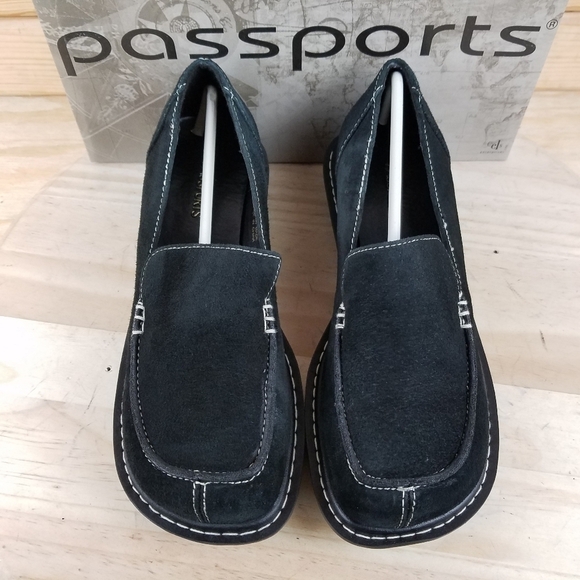 Suede Leather Loafers Black Slip on Comfort Shoe NEW CL 'Passports' 7.5M NEW - Picture 2 of 10